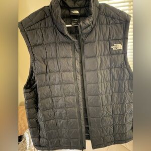 THE NORTH FACE Men's Thermoball Insulated Vest Black XL